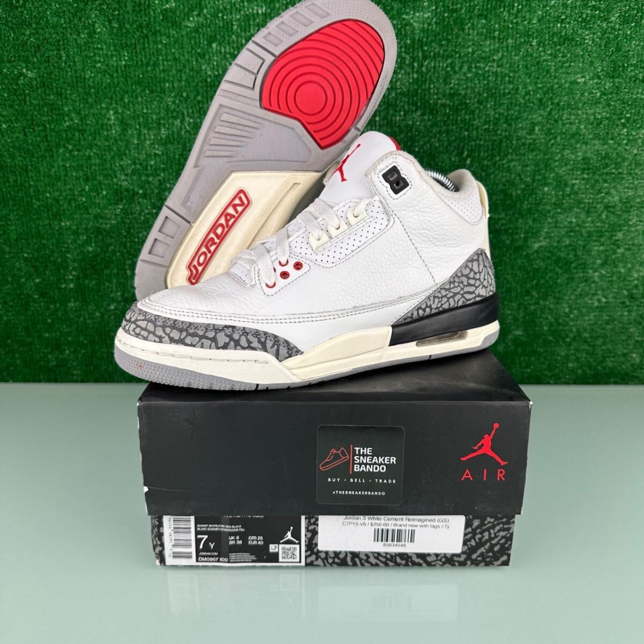 item listed by thesneakerbandoo