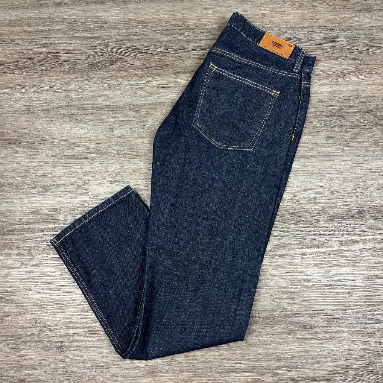 item listed by thesneakerbandoo