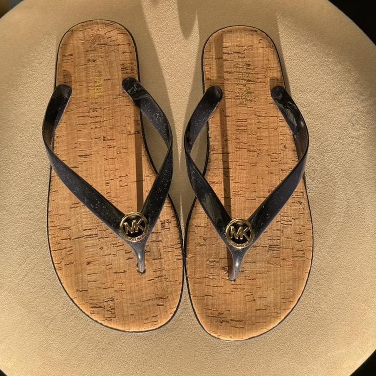 Michael kors flip flops 2024 womens navy