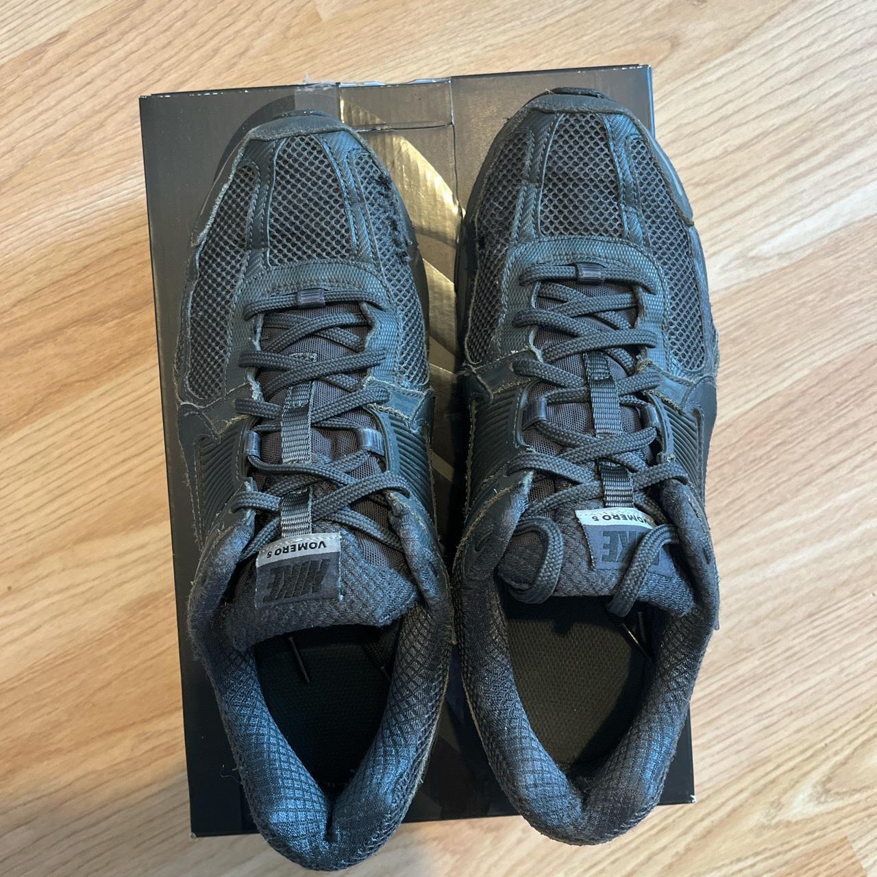 NIKE ZOOM VOMERO 5 ANTHRACITE BLACK UK 9 - had to... - Depop