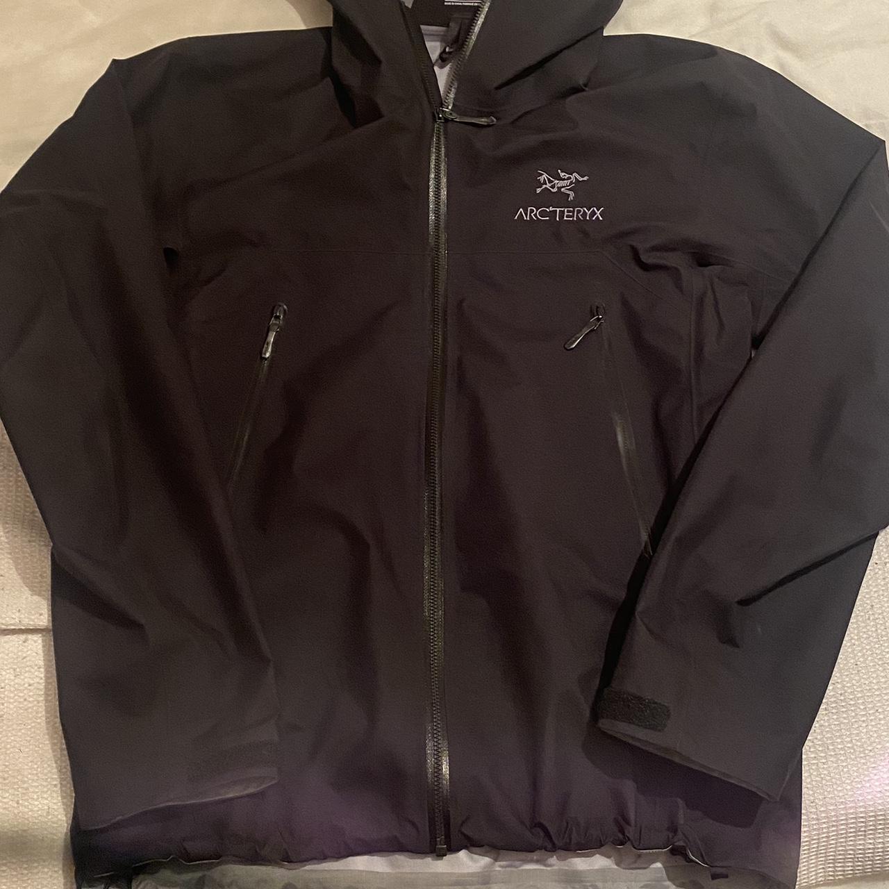 Arcteryx beta jacket • Black • Size XS but will... - Depop