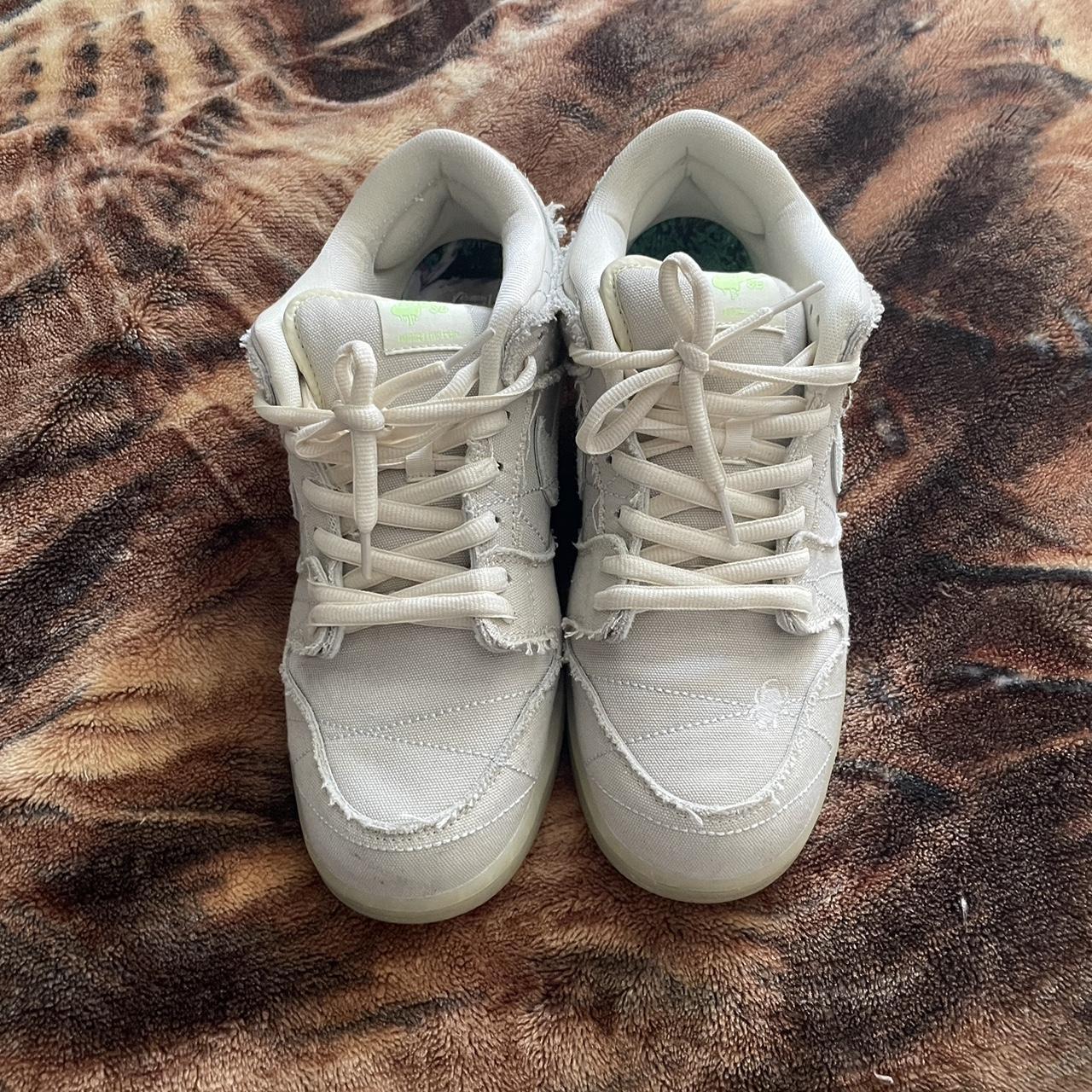 where to buy nike mummy dunks