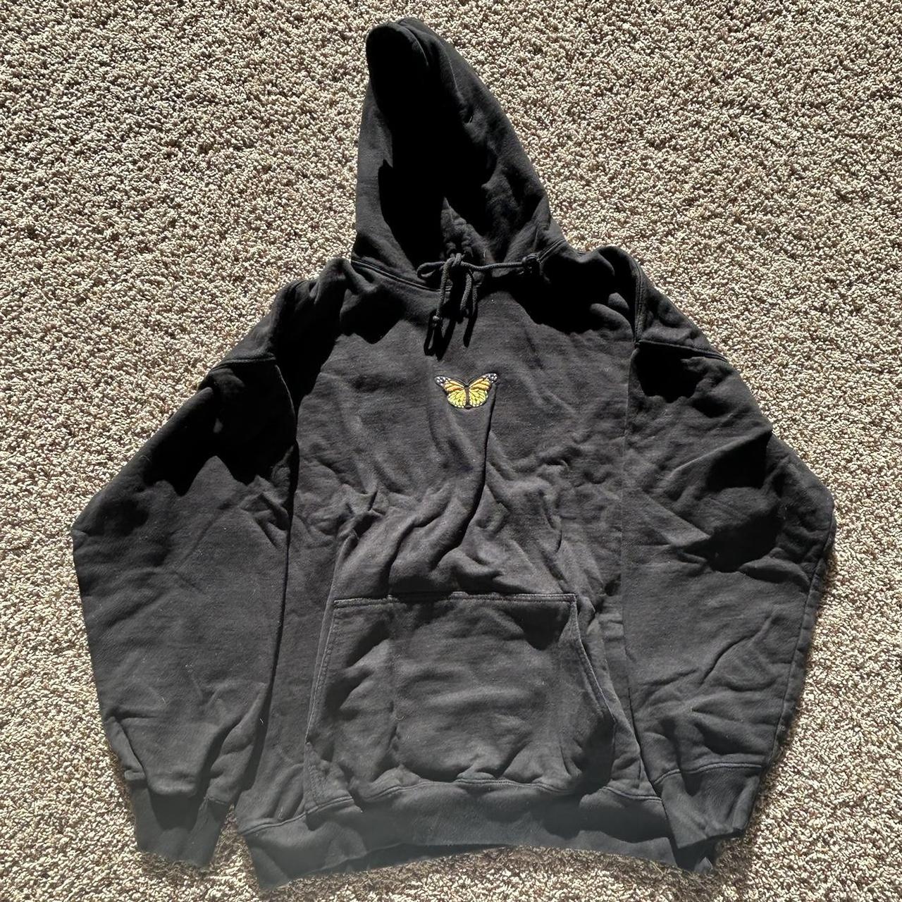 Brandy melville hotsell black butterfly hoodie