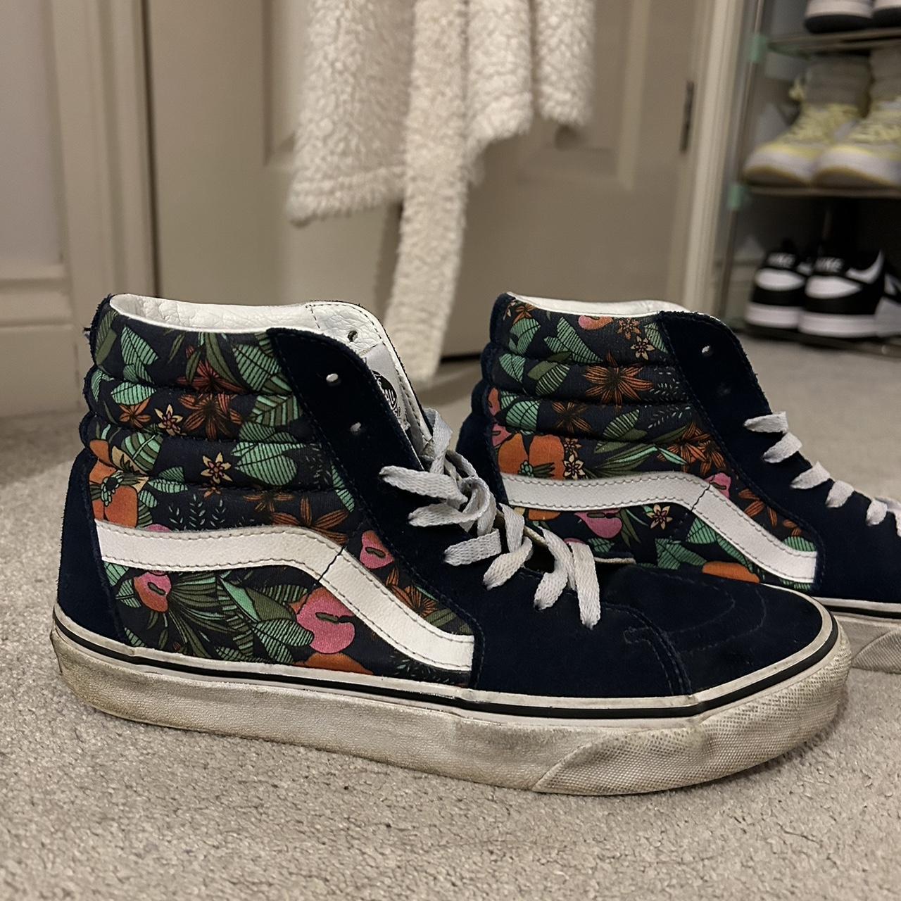 High top clearance vans with designs