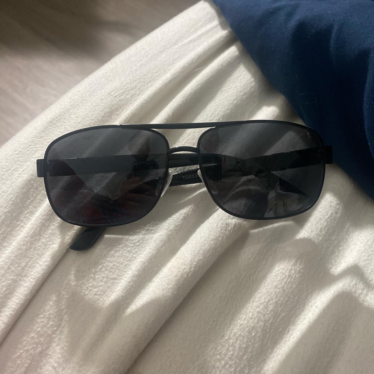 Sunglasses 🏎️ - Depop