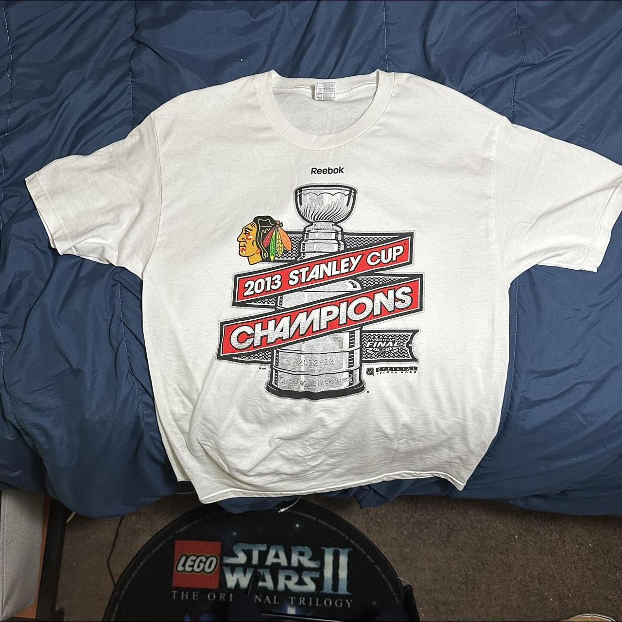 Reebok 2013 Stanley Cup Champion Chicago Blackhawks Tee Shirt - Mens