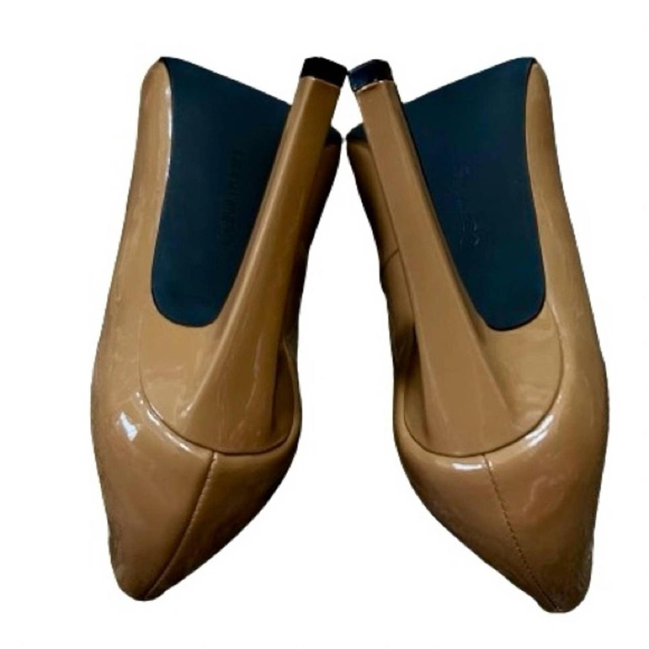 CALVIN KLEIN Women's Brady Pointed Toe Pumps size - Depop