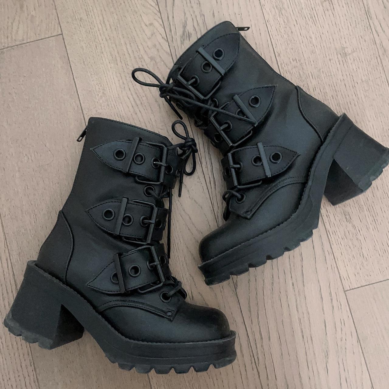 demonia boots black