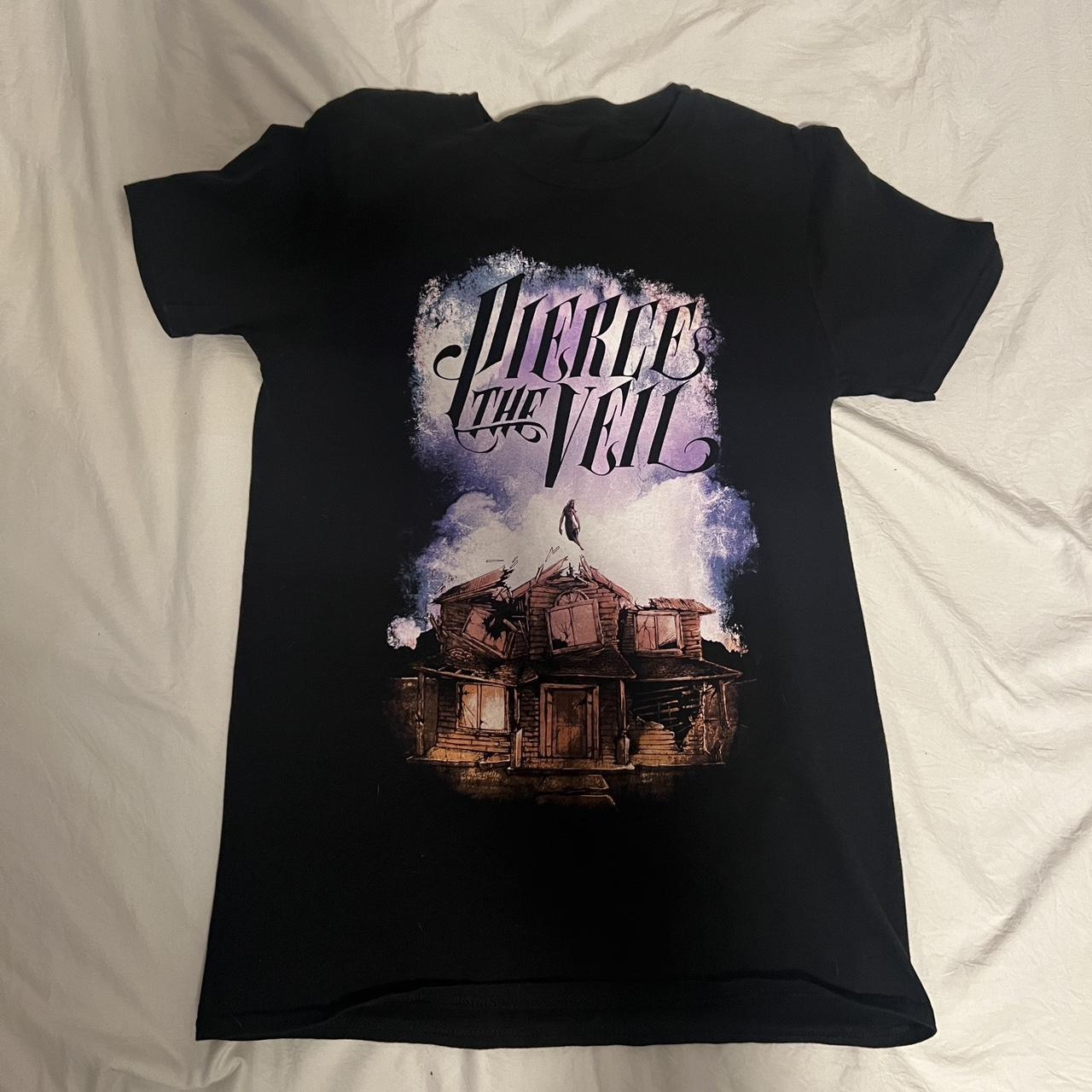 𓆩 𓆪 Pierce The Veil Tee 𓆩 𓆪 ୨୧ Size Small ୨୧... - Depop