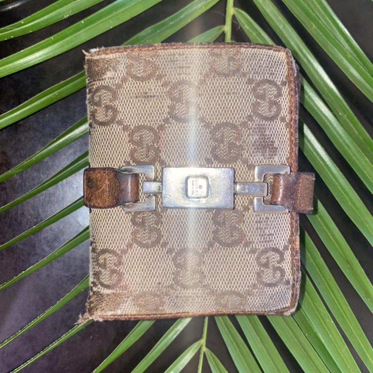 Gucci Women's Cream and Brown Wallet-purses | Depop