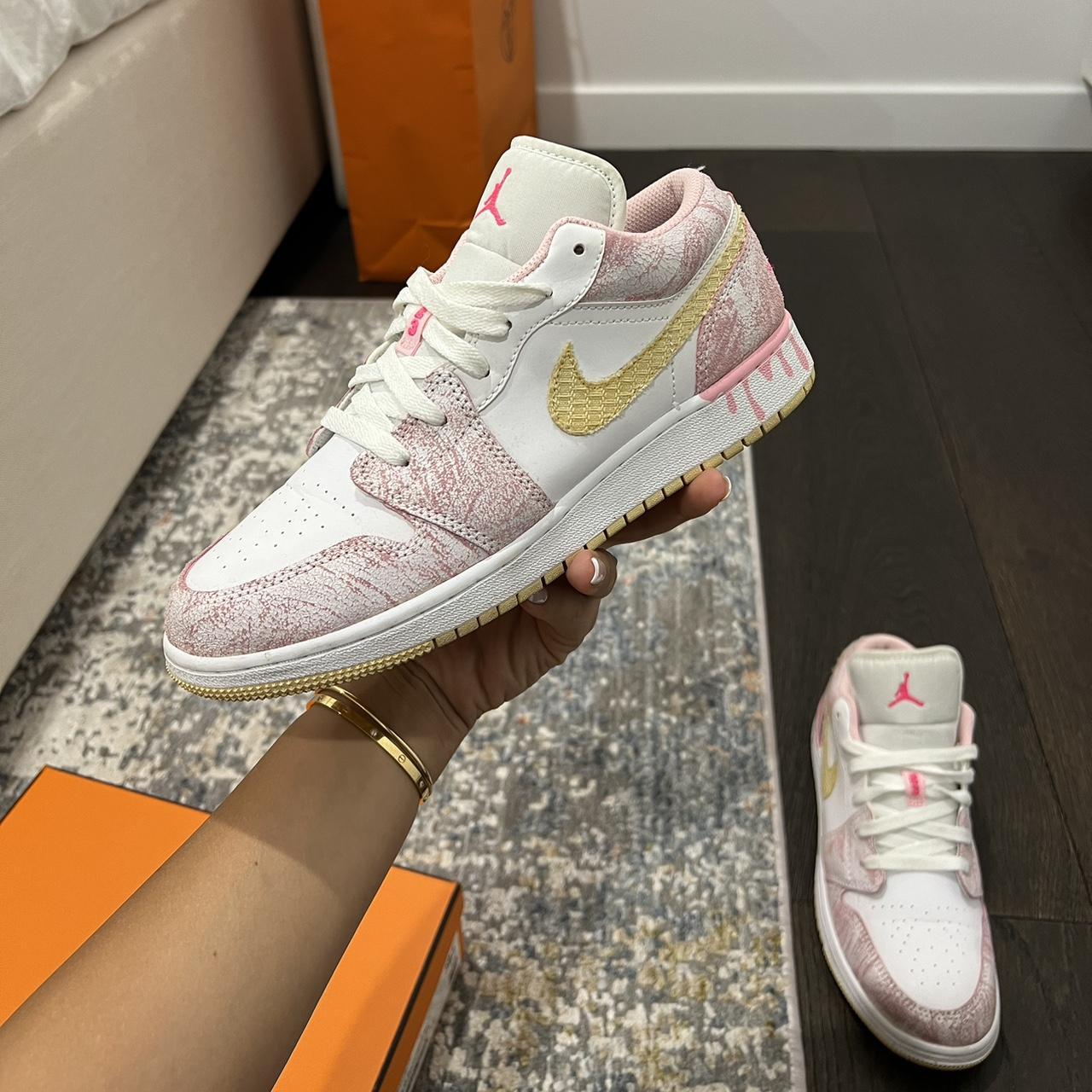 Air Jordan 1 Low Paint Drip (GS) RP 400+ Depop