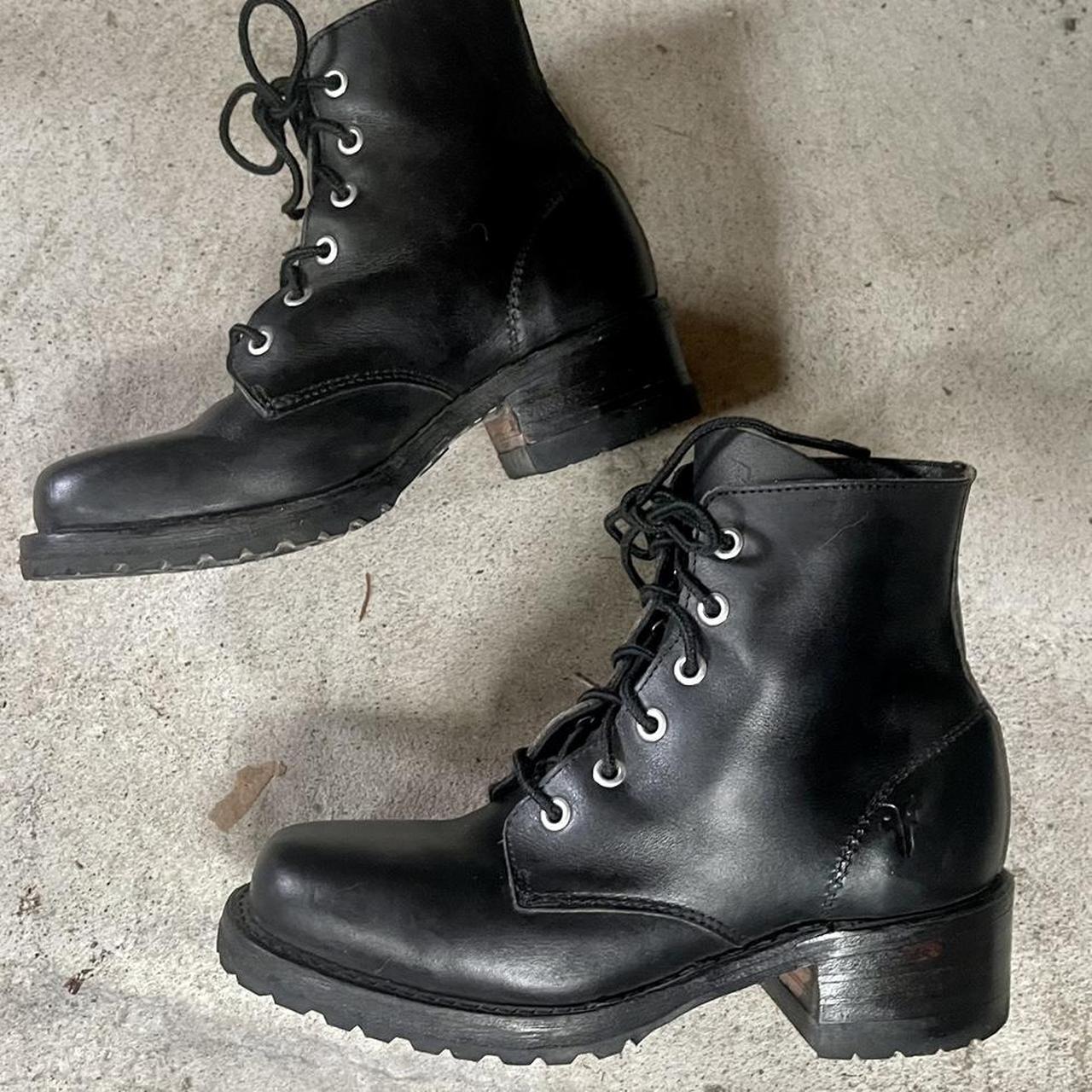 Frye Women's Black and Silver Boots | Depop