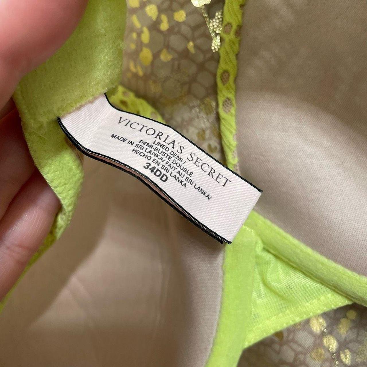 New without tags, such a cute bra! Unique chartreuse - Depop