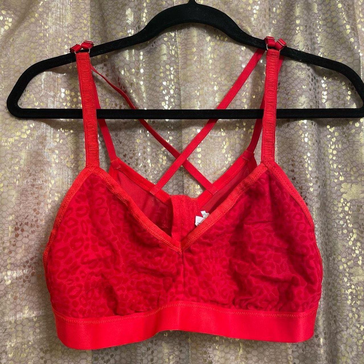 Aerie red lace bralette, size medium, new with tags