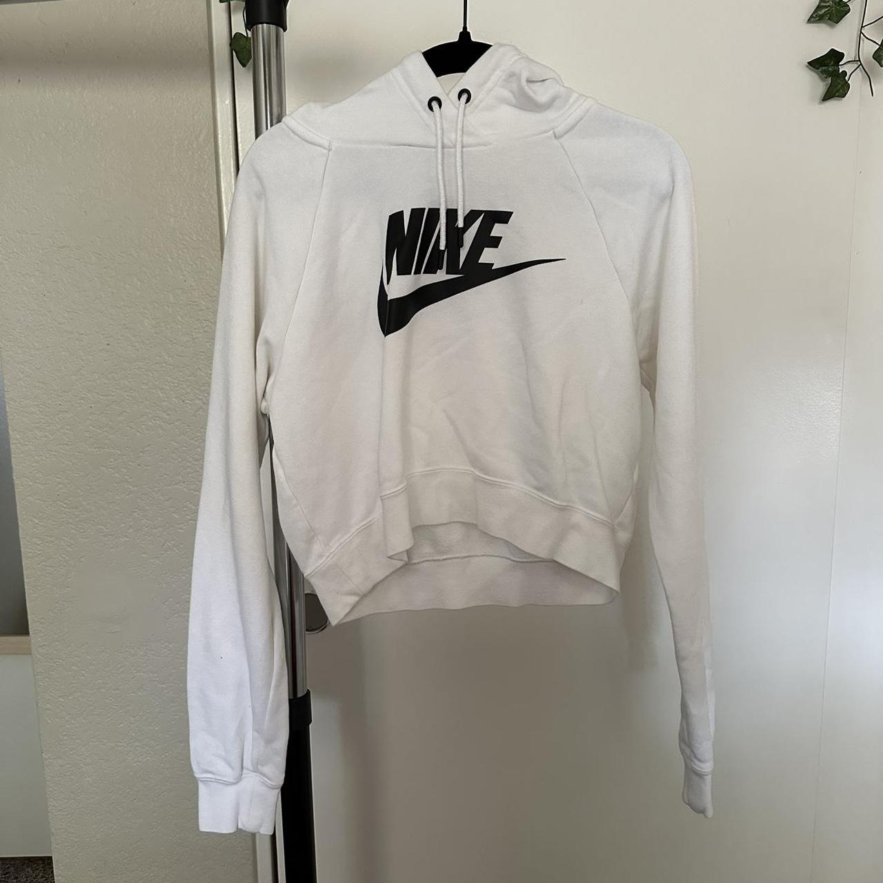 white nike crop top hoodie