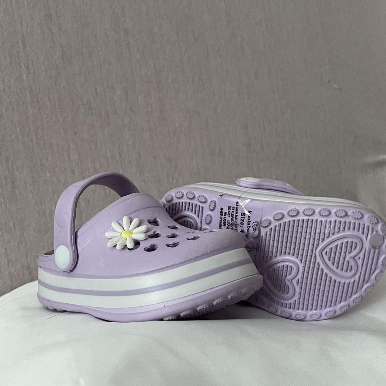 Size 4 baby on sale crocs