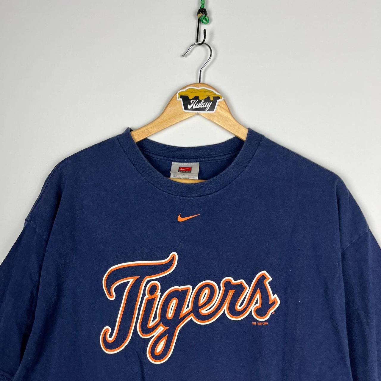 ✓ Nike t shirt centre swoosh Detroit Tigers Motor - Depop