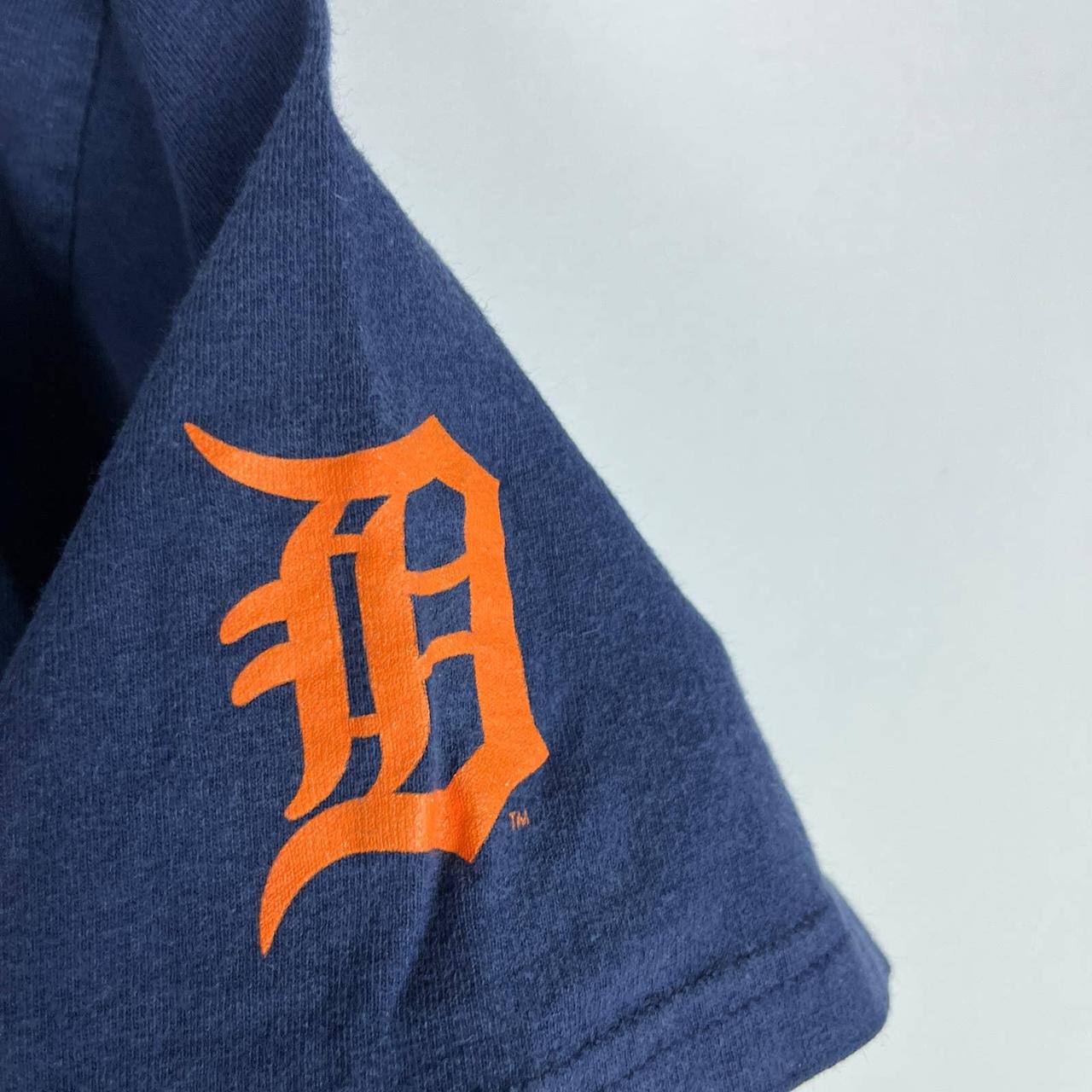 ✓ Nike t shirt centre swoosh Detroit Tigers Motor - Depop