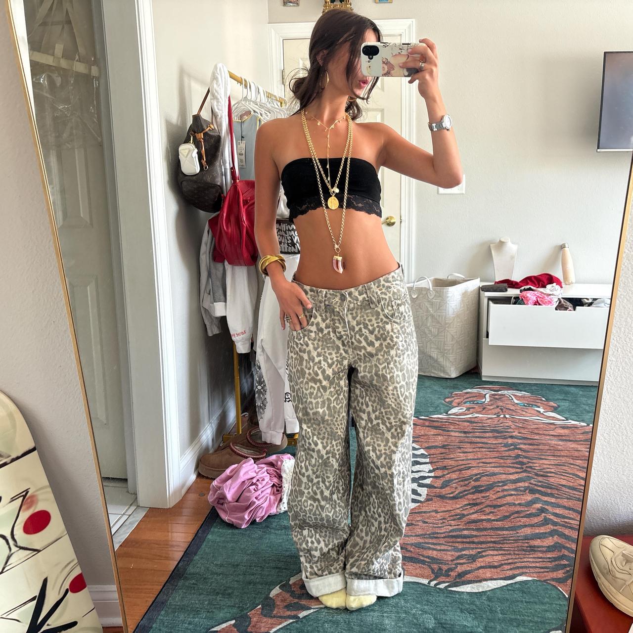 jaded london サーマル　XS Sydney Carlson x Jaded London thermal crop top. I | Depop