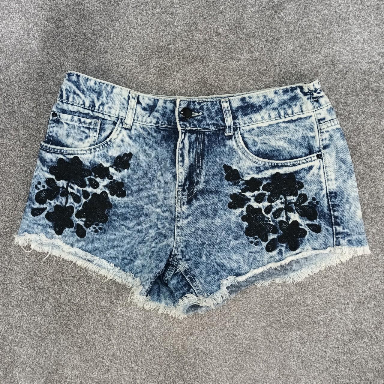 Simply Be Women's Blue and Black Shorts | Depop