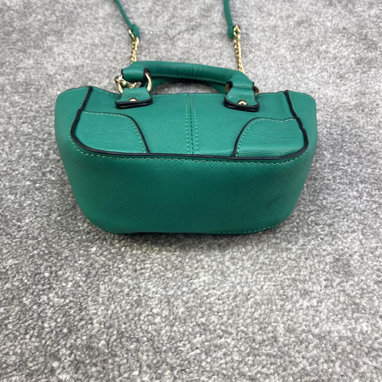 New Look Women's Green and Gold Bag | Depop