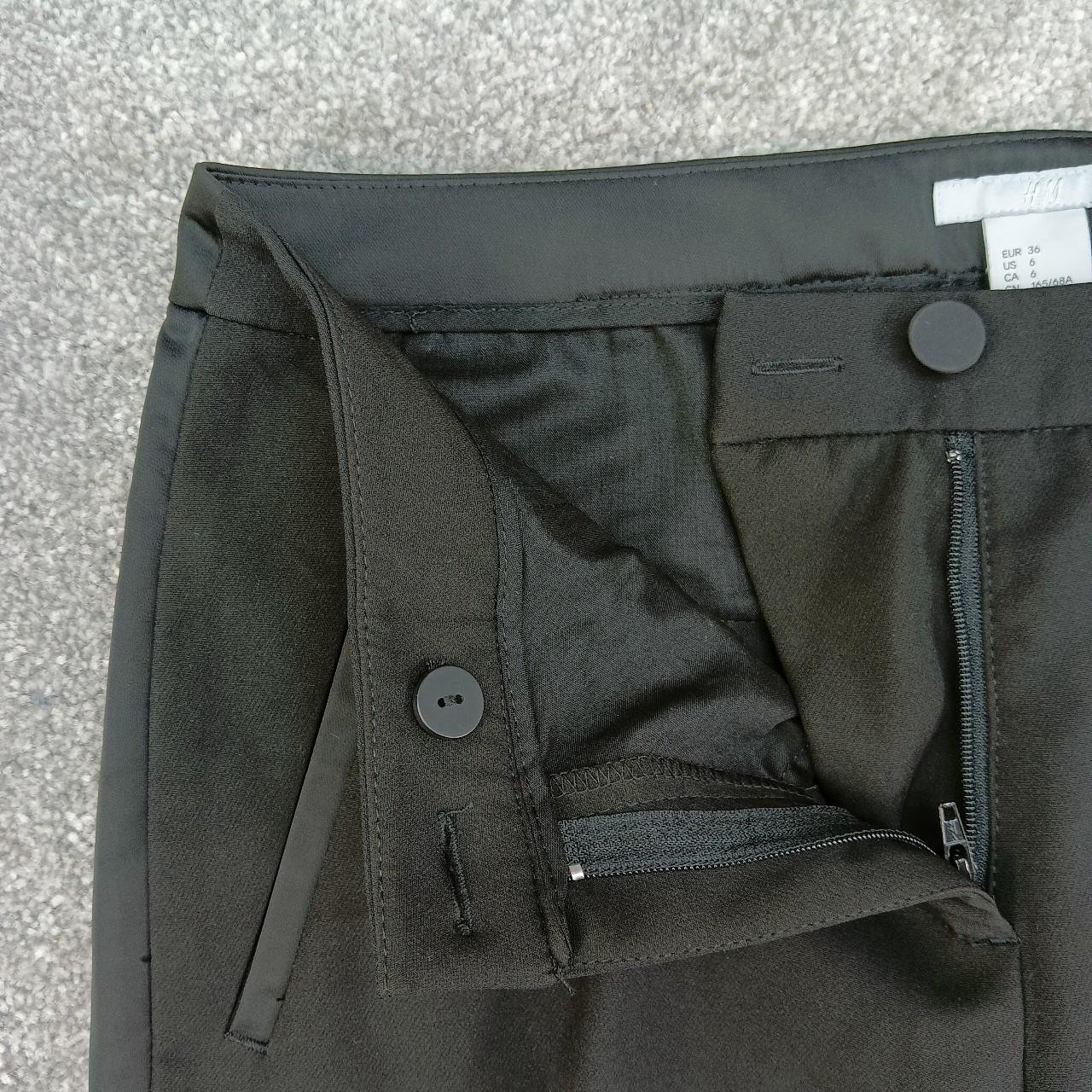H&M Women's Black Trousers Depop