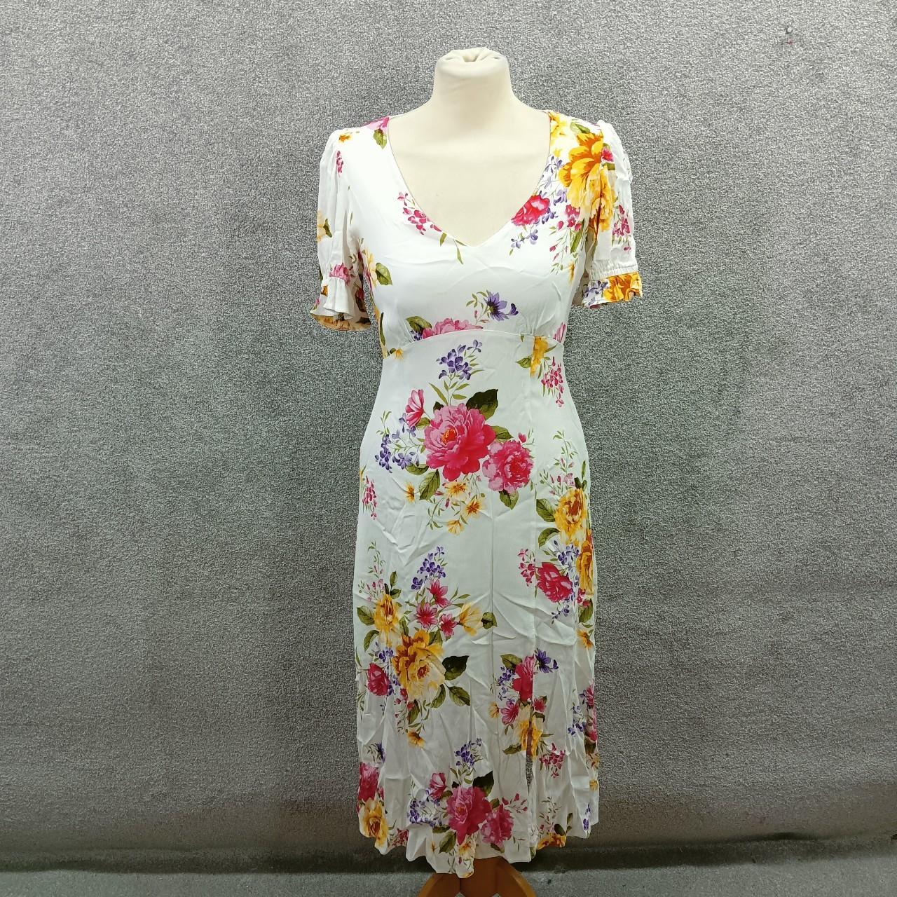 DOROTHY PERKINS IVORY FLORAL MIDAXI DRESS CHIFFON... - Depop