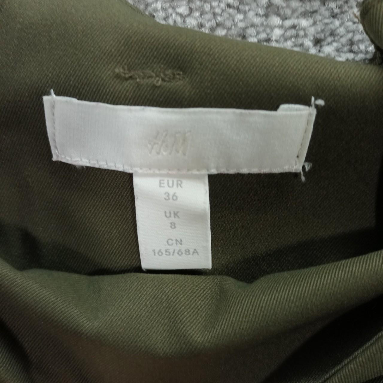 H&M KHAKI WOVEN MIDI SKIRT PENCIL PLEAT DETAIL... Depop