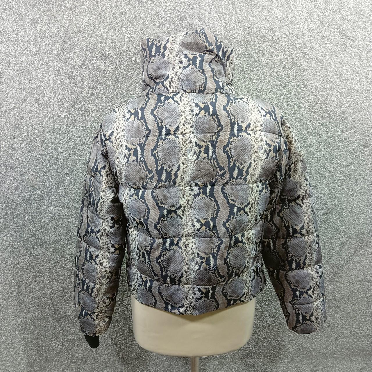 Grey snake outlet print puffer jacket