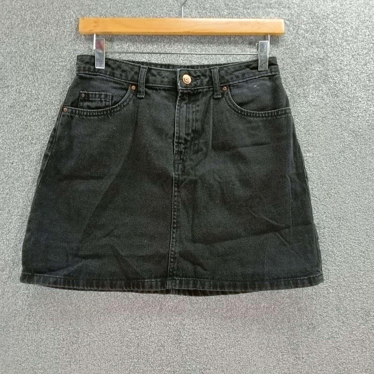 H&M BLACK DENIM MINI SKIRT WASHED Y2K UK 12 SIZE:... - Depop