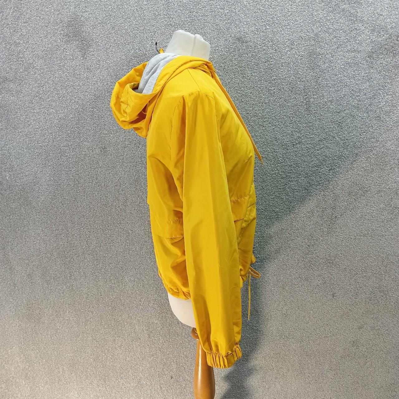 H&M YELLOW RAINCOAT JACKET LIGHTWEIGHT COAT BUTTON... Depop