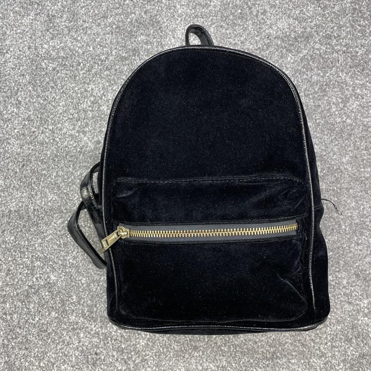 Gucci Bamboo Suede Backpack - AirRobe