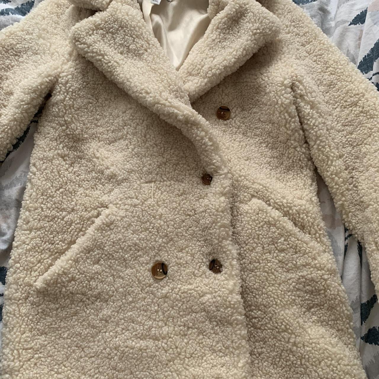 Cream teddy coat, missing button ( but spare... - Depop