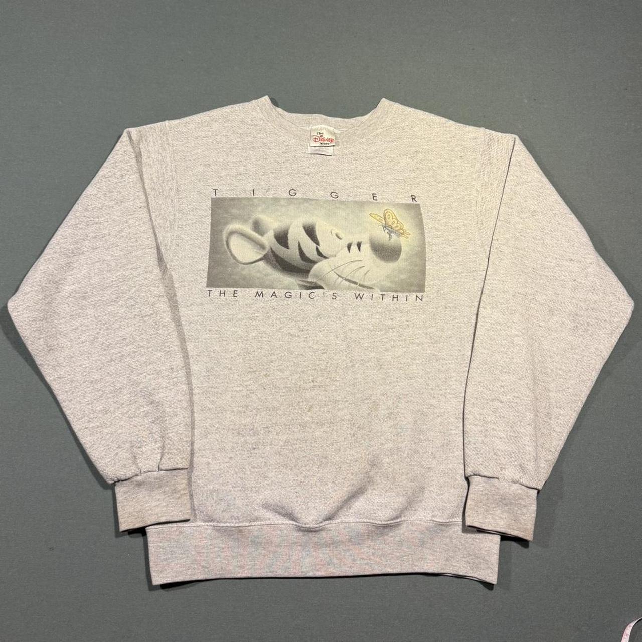 item listed by ayrton_