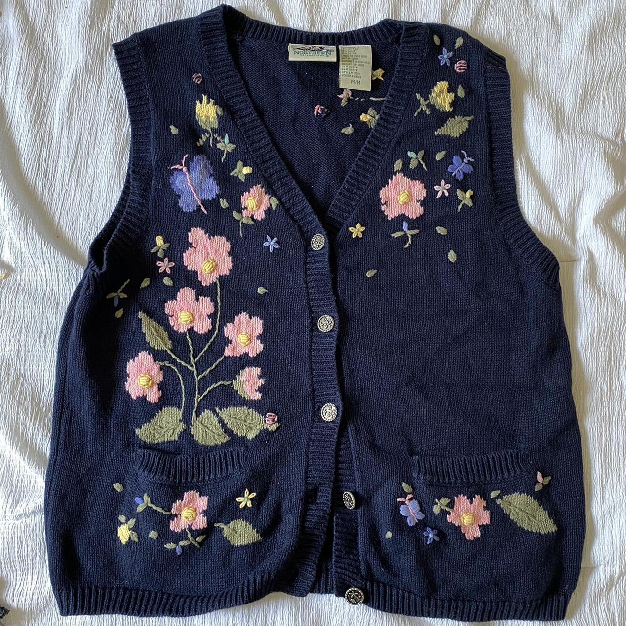 northern reflections floral embroidered vest -size... - Depop