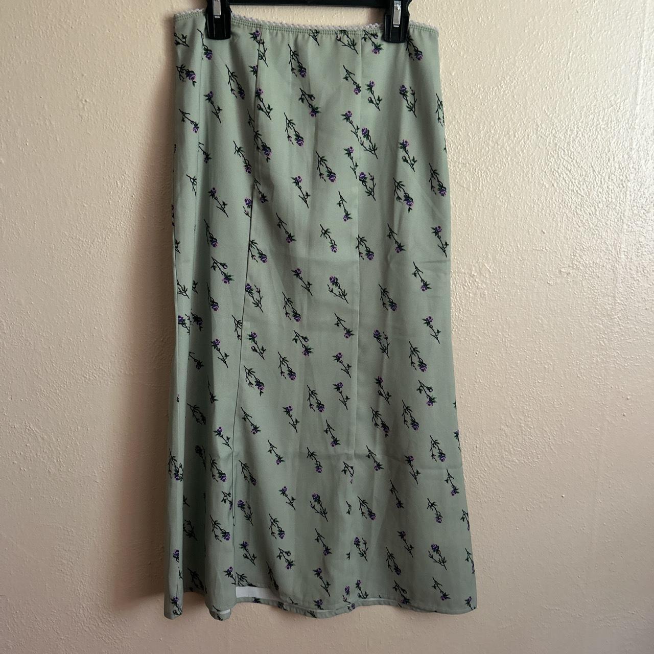 Unif Wist Skirt In good condition. I’m only... Depop