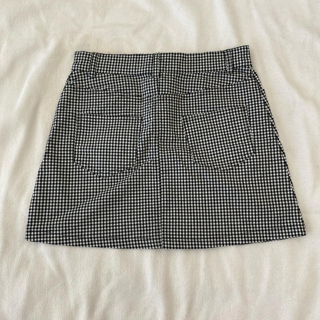 Brandy Melville Women's Black and White Skirt | Depop