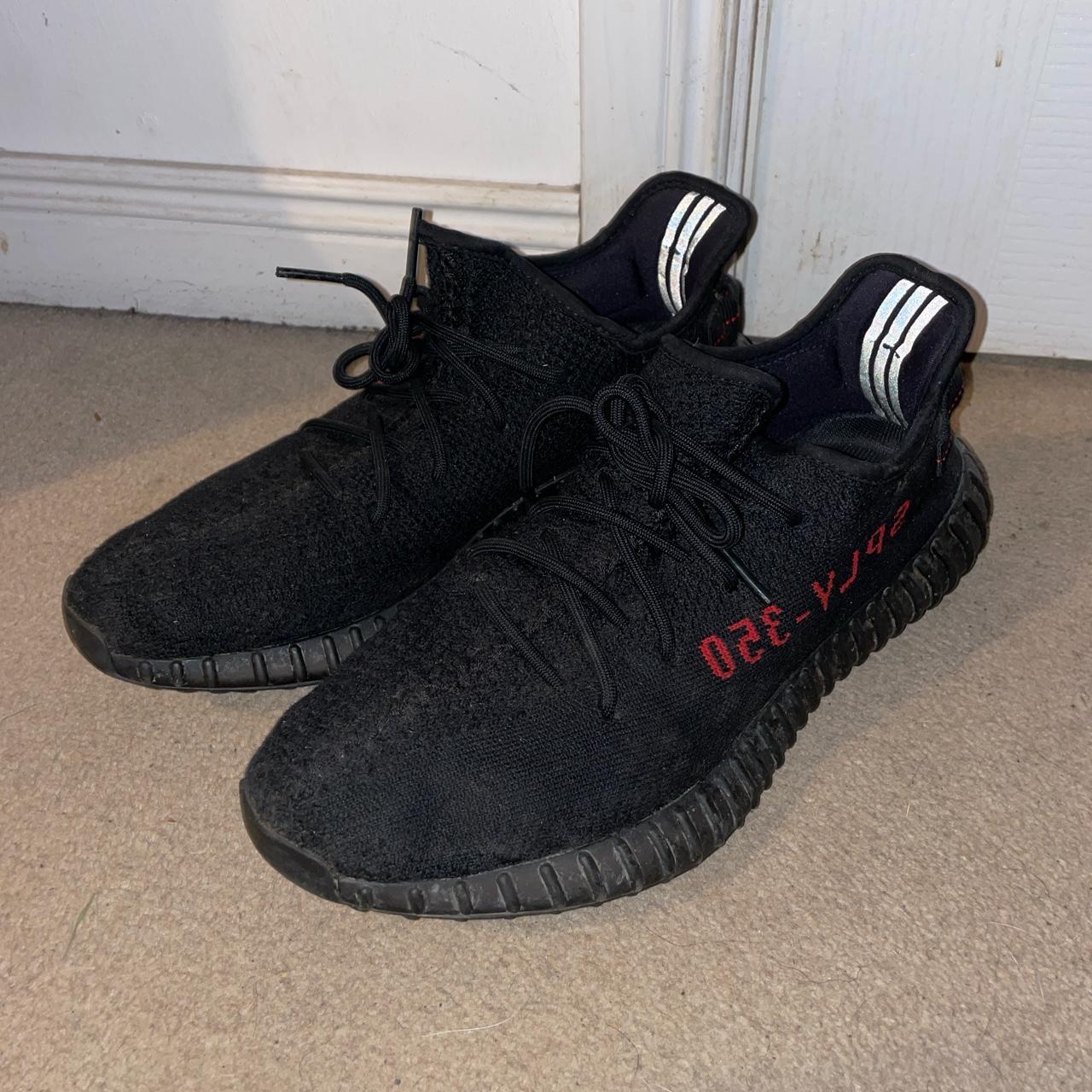 yeezy 350 bred foot locker