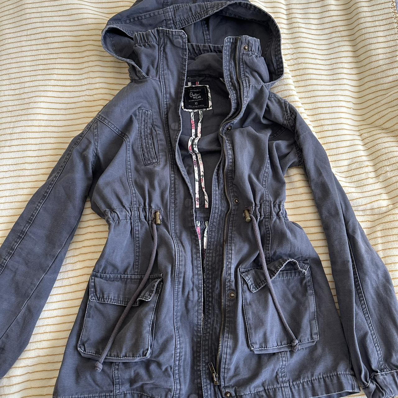 item listed by thriftylindsy