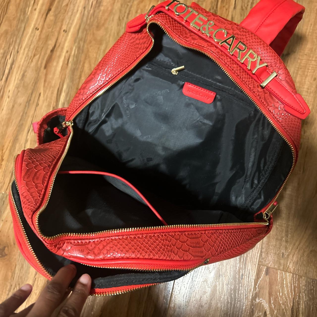 red tote n carry bag never used but it’s fashion Depop