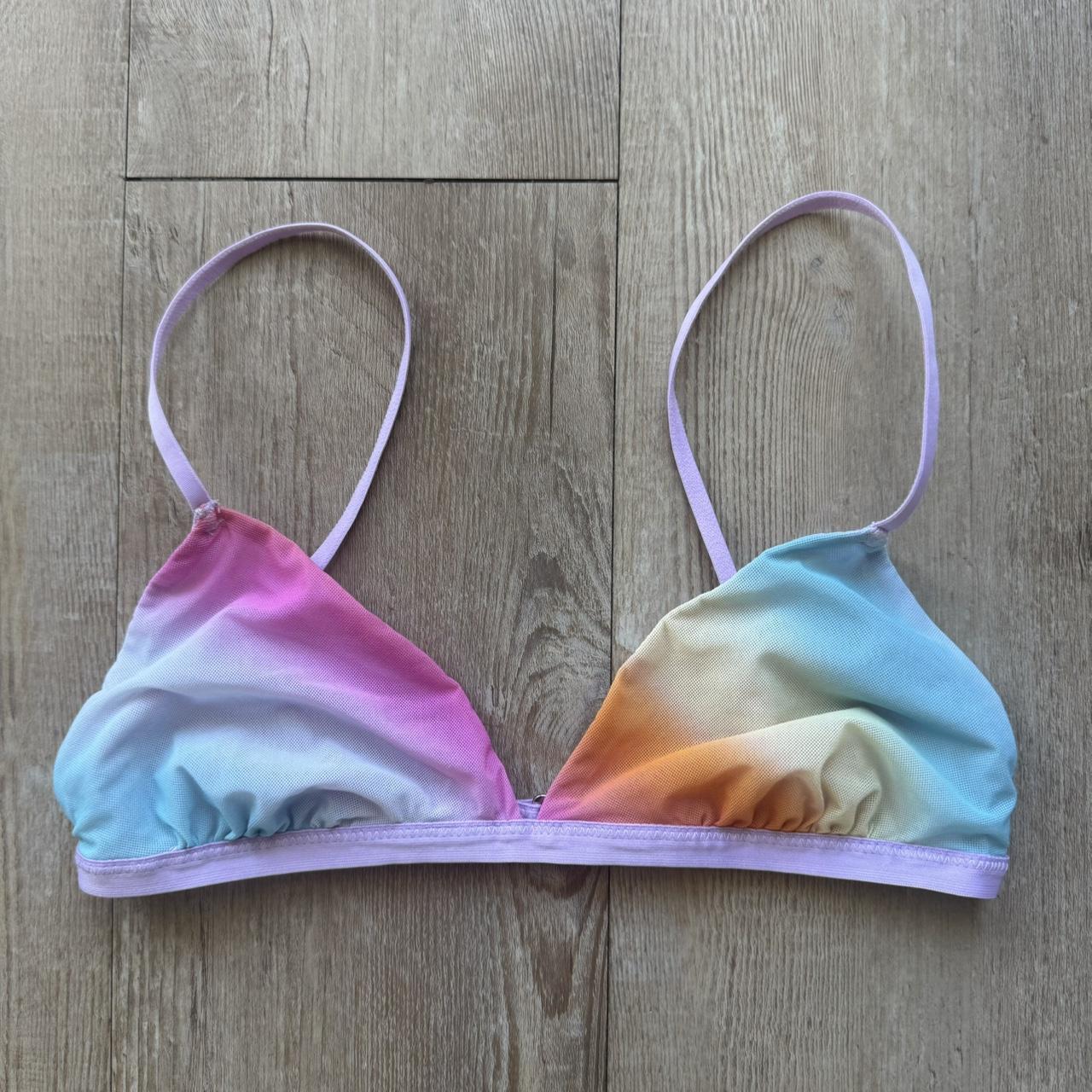item listed by secondwavecurations