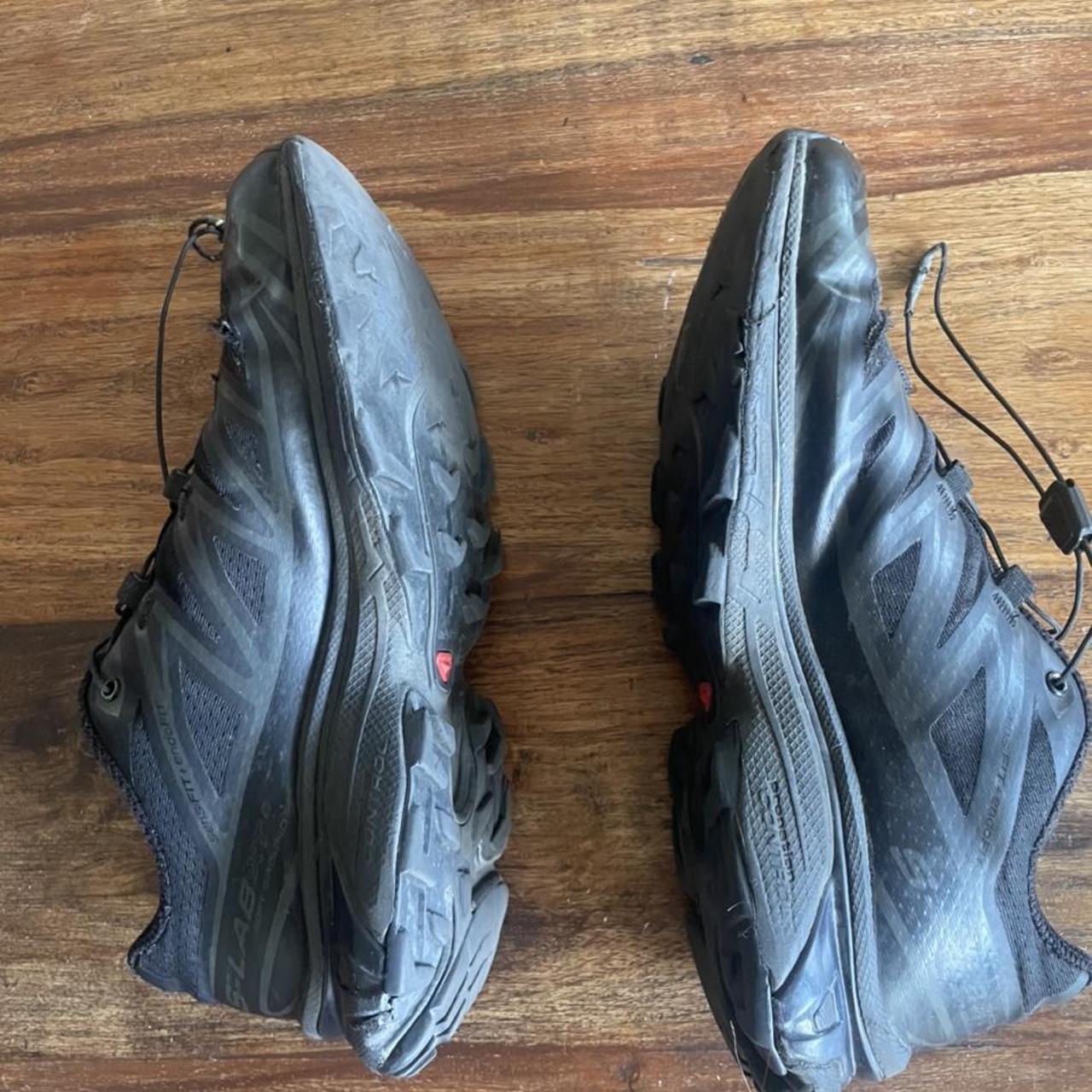 Salomon Women's Black Trainers | Depop