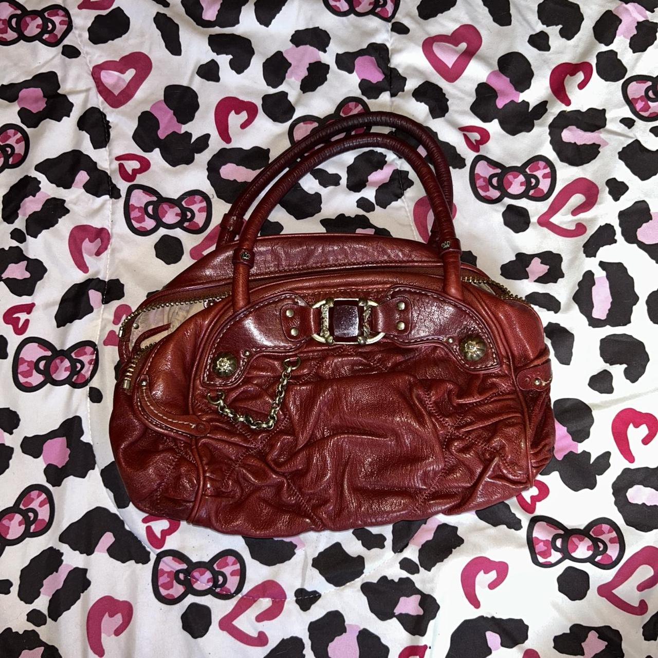 item listed by y2ksylvi