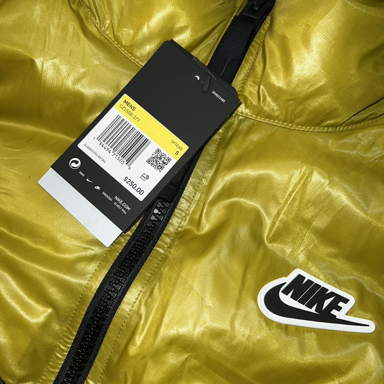 Nike Men's Yellow Jacket | Depop