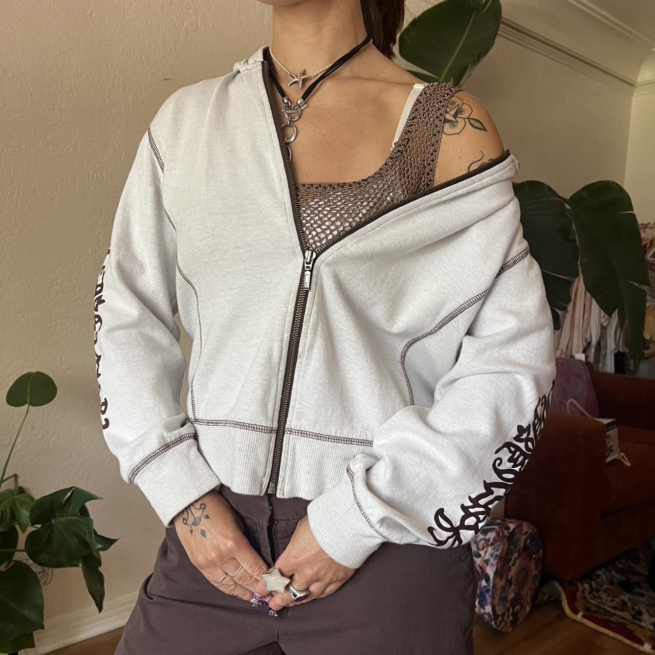 item listed by manicpixiethrift