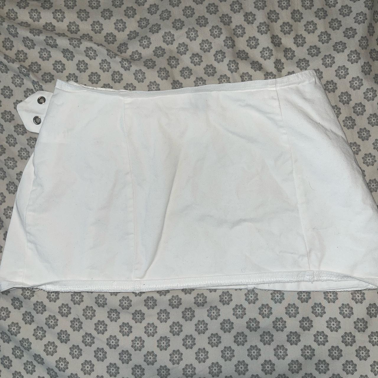 SHEIN Women's White Skirt | Depop