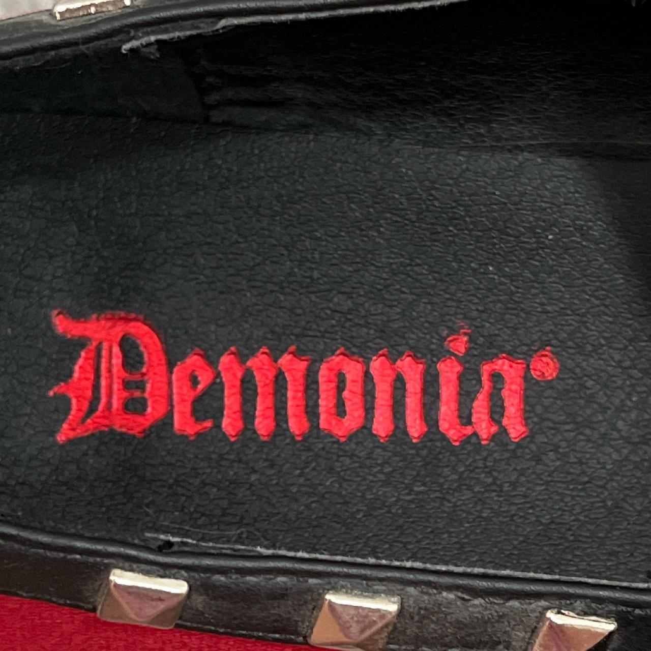 red demonias