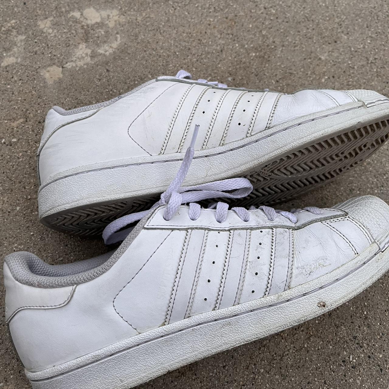 adidas superstar white man