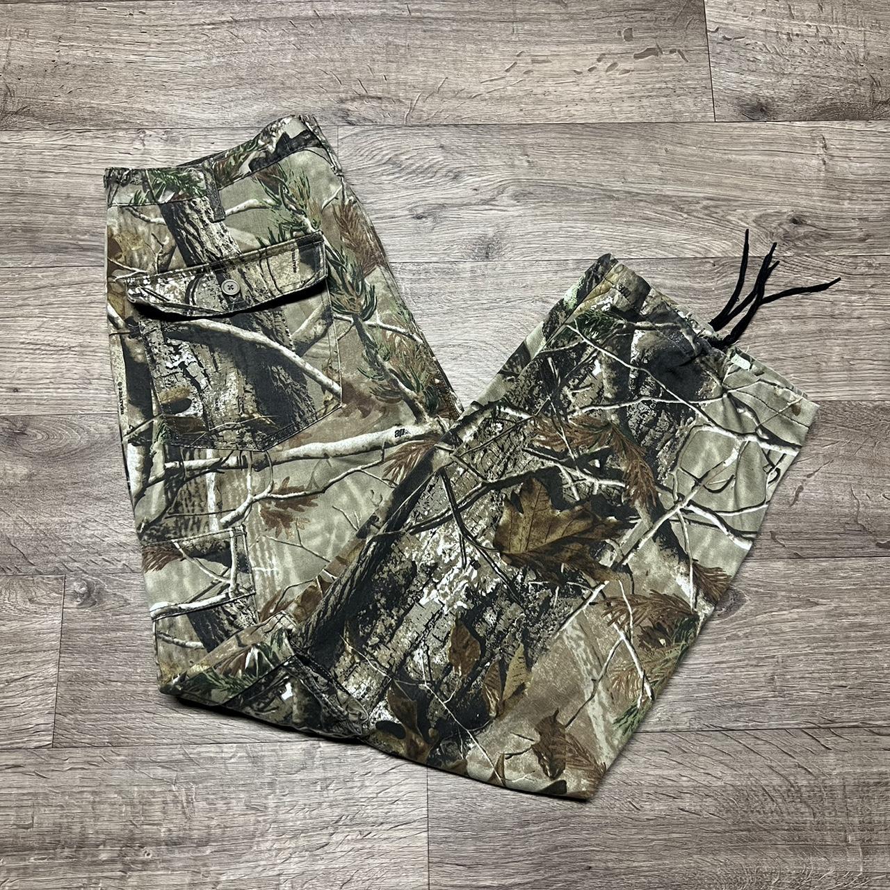 Realtree camouflage pants Has adjustable strings on... - Depop