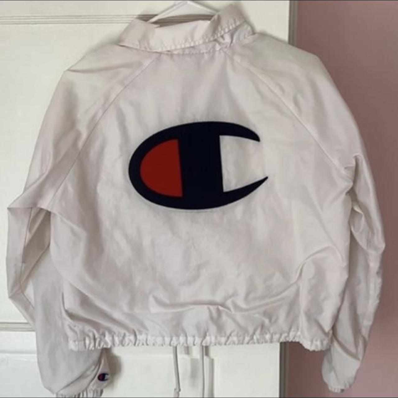 Champion store windbreaker zumiez